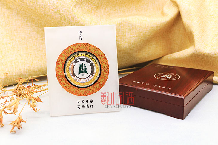 商务礼品、办公室摆件纪念品有哪些