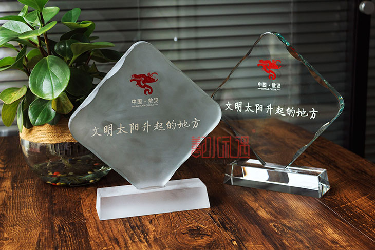 纪念品订货期如何计算