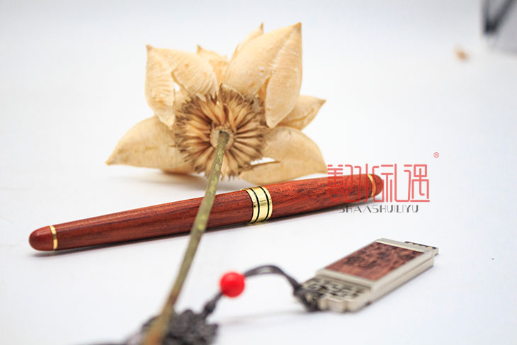 企业纪念品定制 红木纪念品