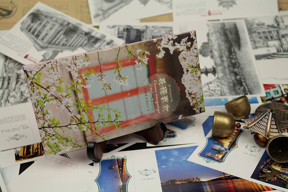 毕业季礼物给同学什么礼物有纪念性?