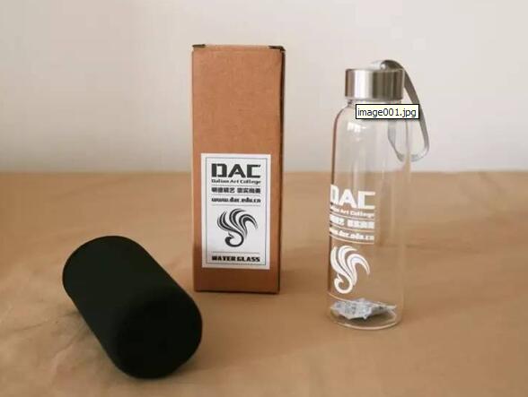 校园纪念品设计