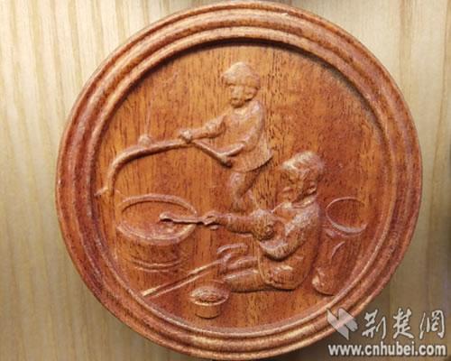 将民俗文化融入旅游纪念品受游客青睐