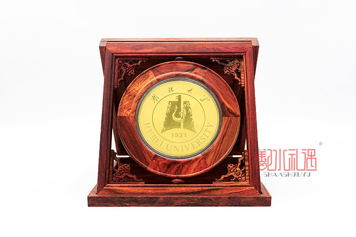 校园周年庆的纪念方式