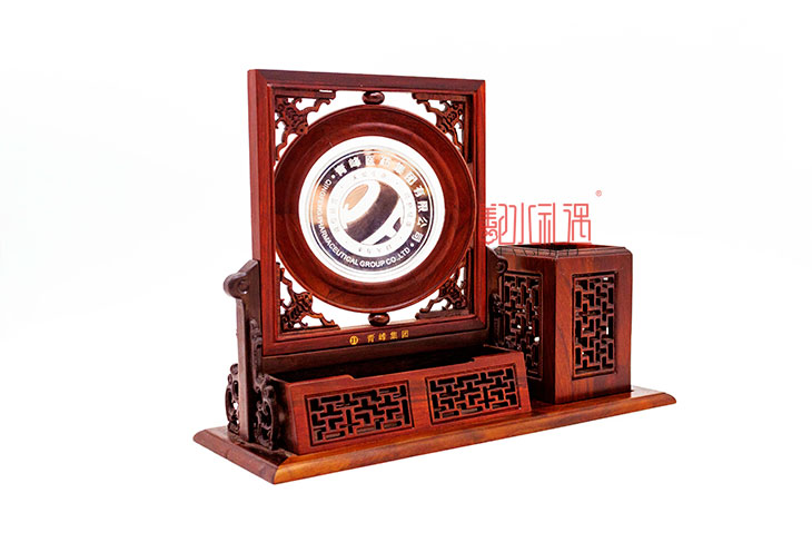 公司周年庆如何定制纪念品?