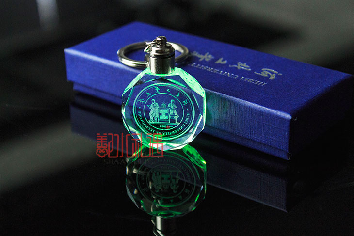 校园纪念品 新生纪念品