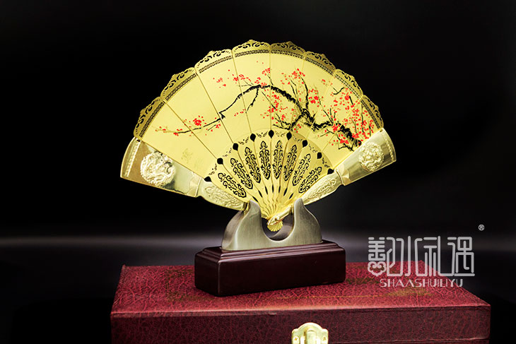 金属纪念品选鄯水礼遇