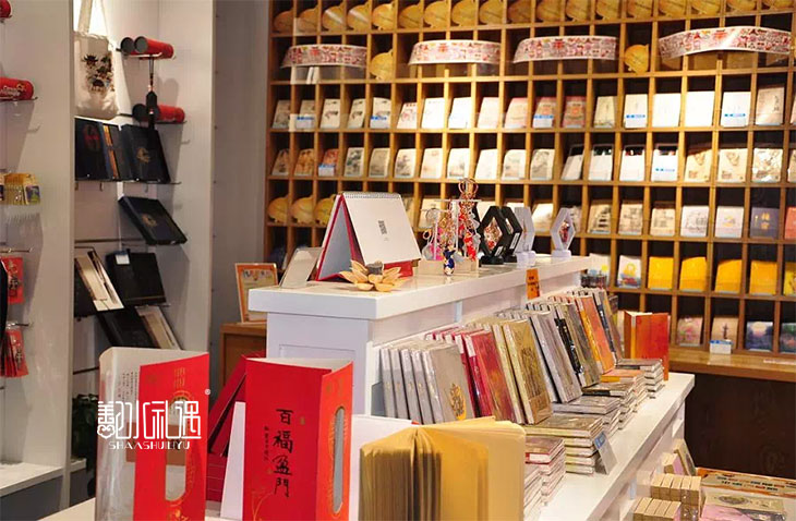 如何打造独特的旅游纪念品