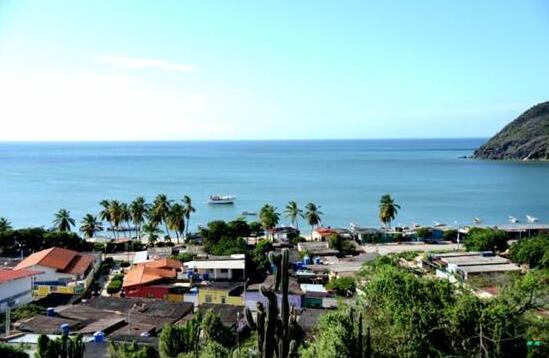 “十一”小长假即将来临,个性定制实用性纪念品受追捧