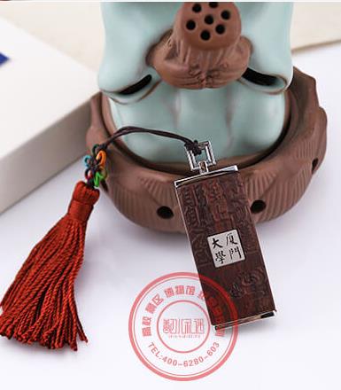 高校纪念品该选什么